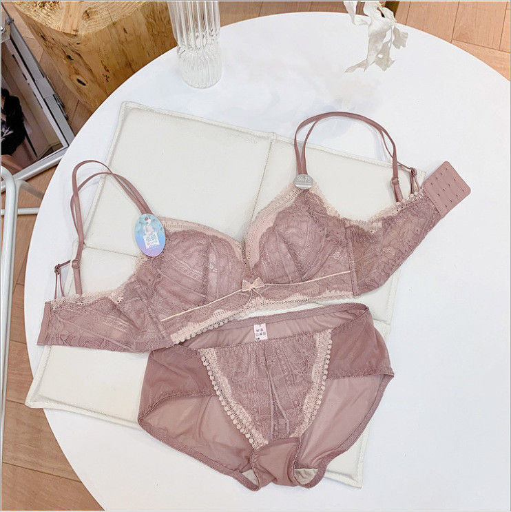 Sweet Large Ladies Bras Cross Back Bra Black Lace Panties Without Steel Ring